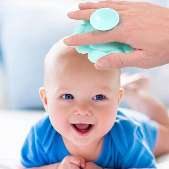 Brosse cheveux pour bebe 